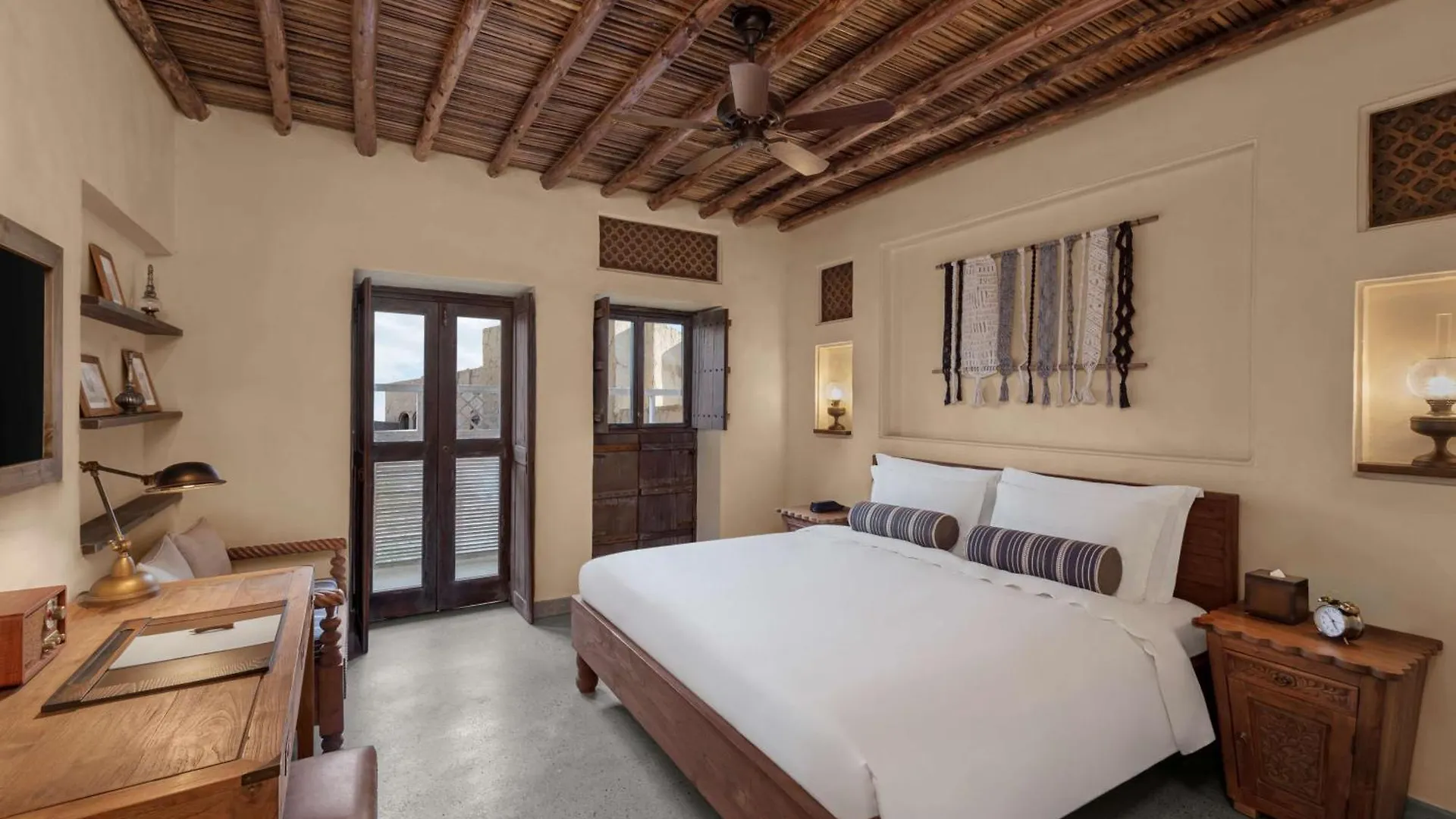 Al Seef Heritage Hotel Dubai, Curio Collection By Hilton